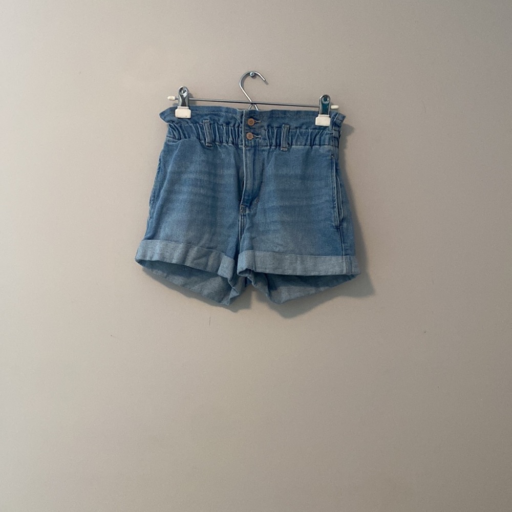 Hollister Paper Bag/High Waisted Denim Short